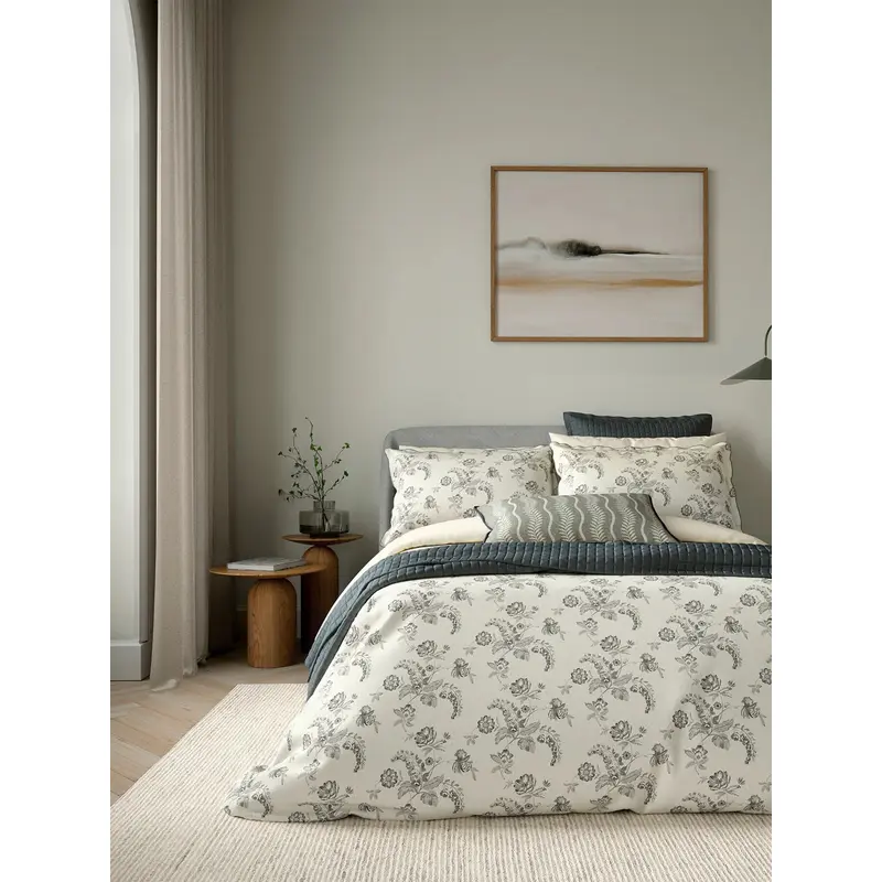 Ariane Collection with Matching Pillowcase