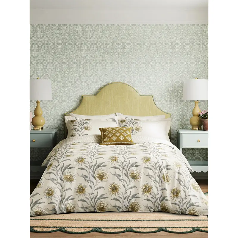 National Trust Catherinae Collection with Matching Pillowcase
