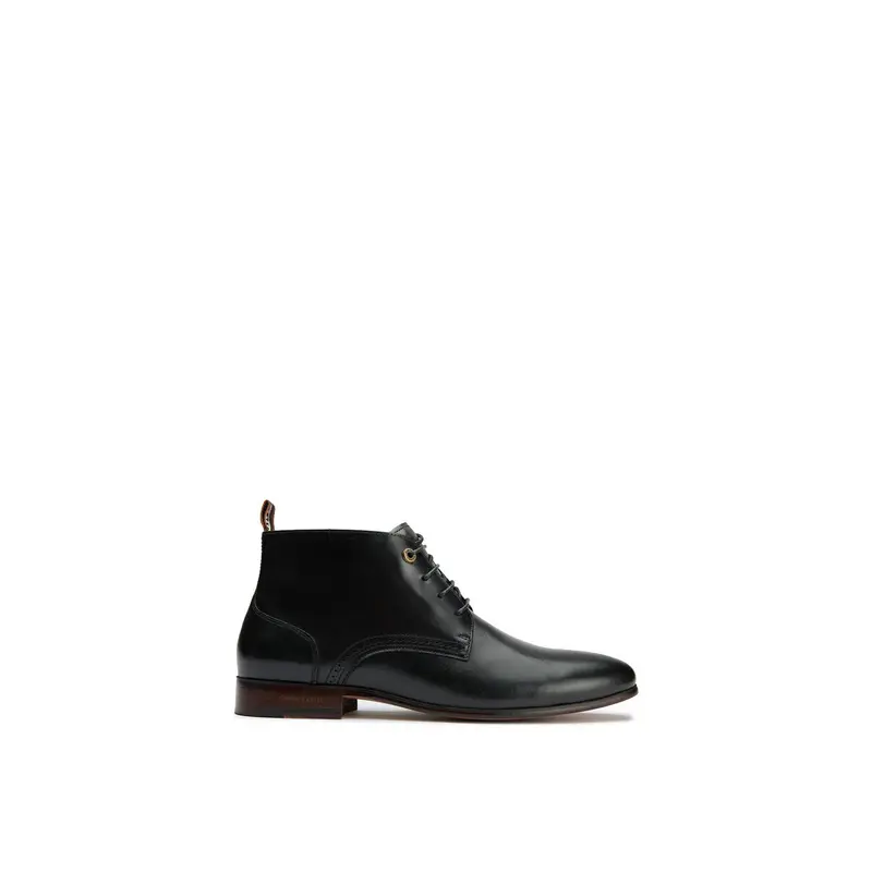 Boyce Leather Chukka Boots Black