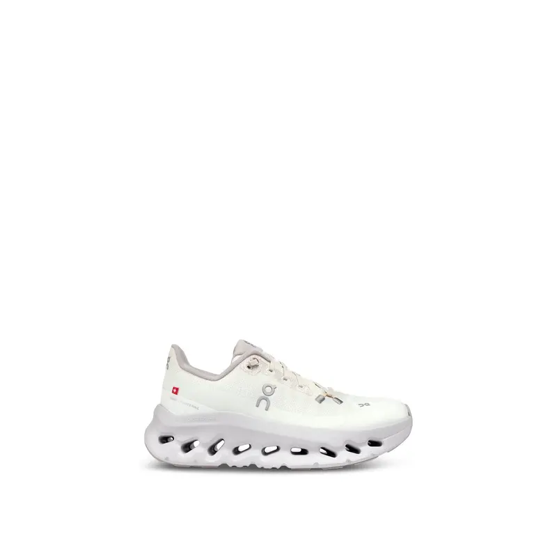 Women's ON Cloudtilt Trainers