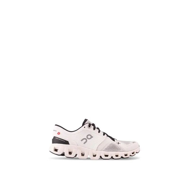 Women's ON Cloud X 3 Trainers