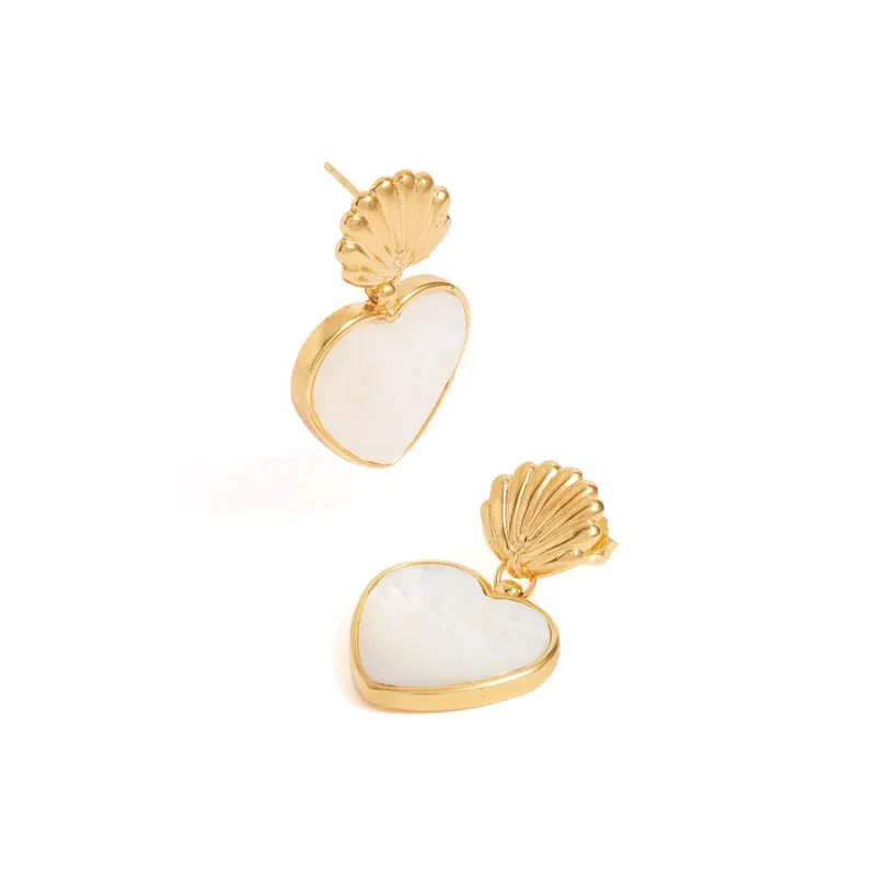 Venus Earrings Gold White Pearl