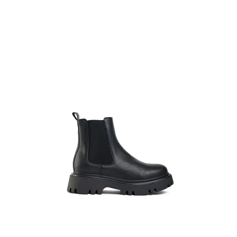 Vegan Russ Chelsea Boots Black