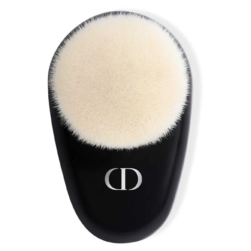 Backstage Face Brush N18